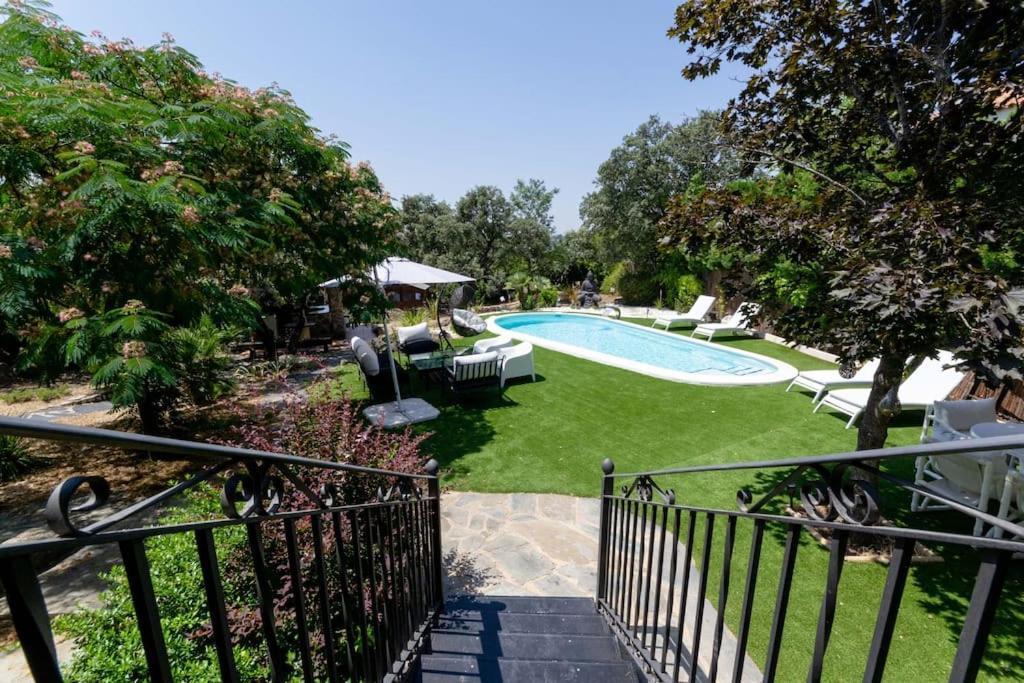 Vila La Amapola Valdemorillo Exteriér fotografie