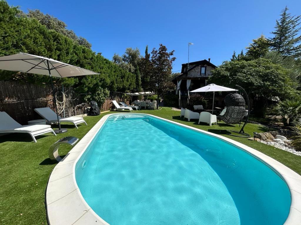 Vila La Amapola Valdemorillo Exteriér fotografie