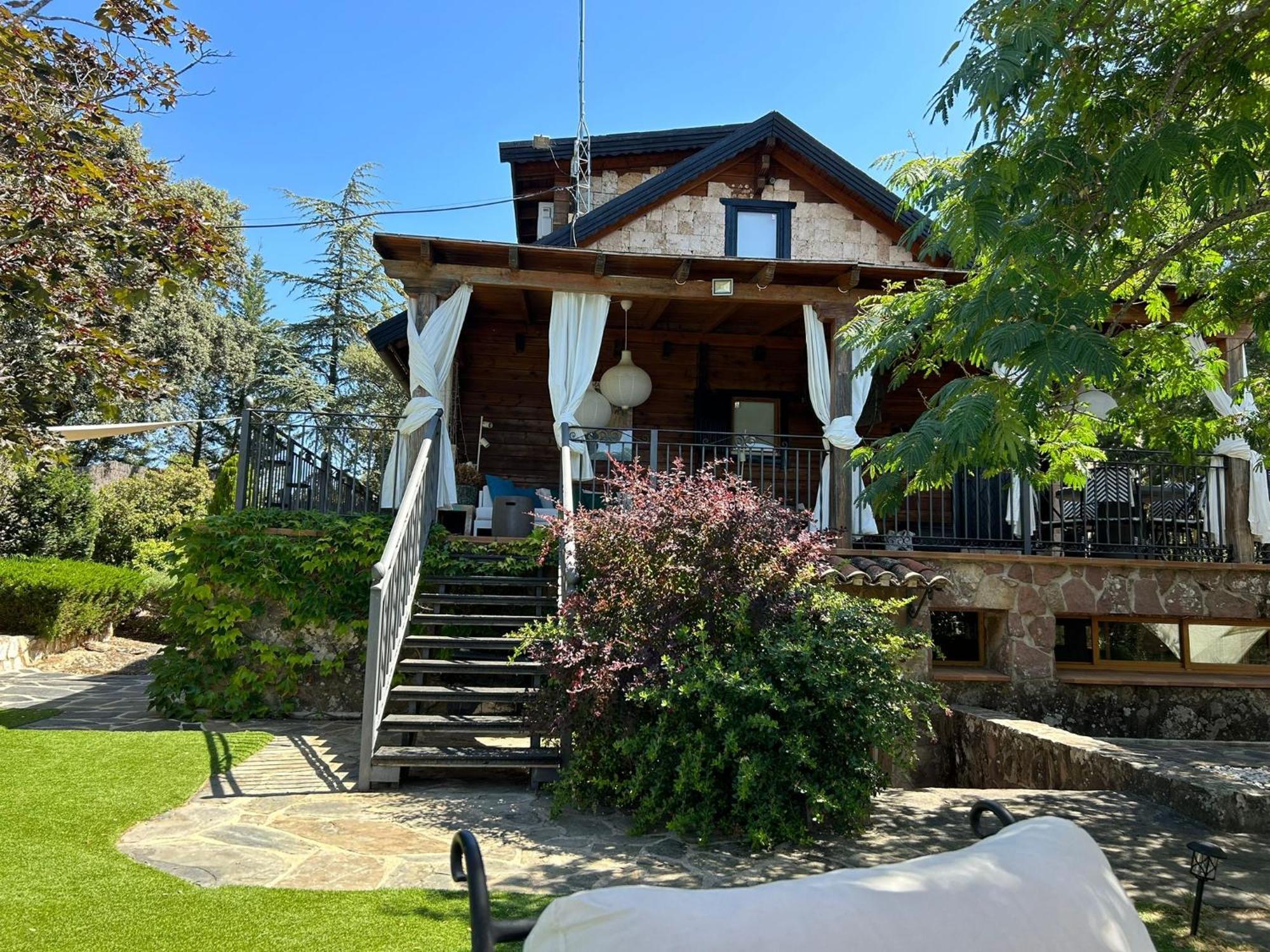 Vila La Amapola Valdemorillo Exteriér fotografie